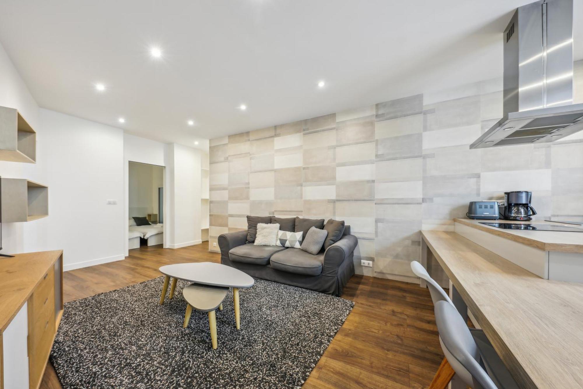 Et Lumineux En Plein Cœur De Appartement
