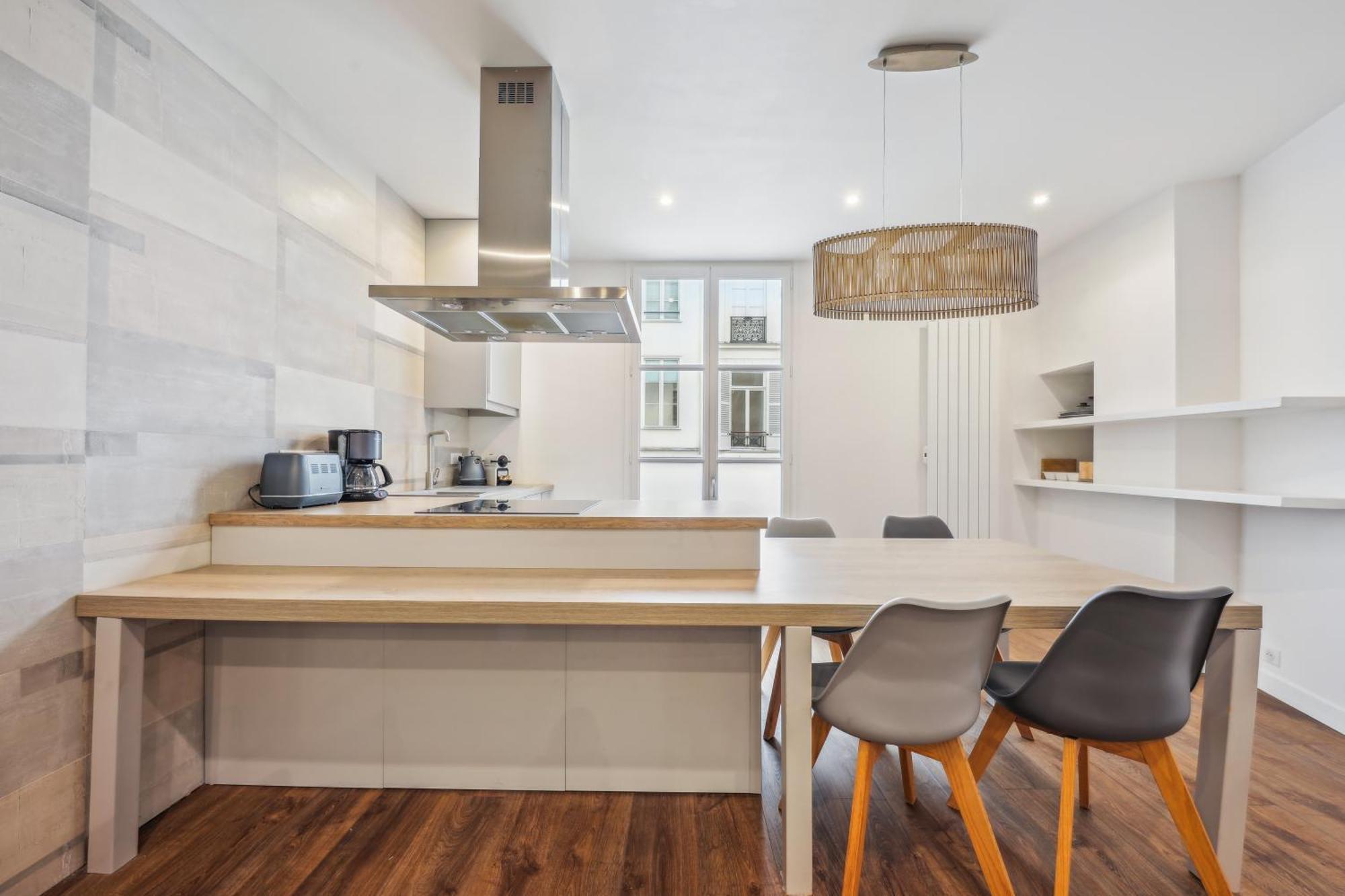 Appartement Et Lumineux En Plein Coeur De Parijs